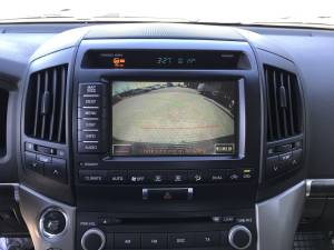 Toyota Land Cruiser 200  diesel Levice17