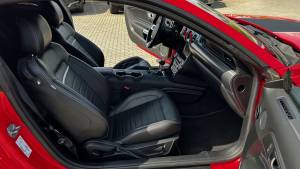 Ford mustang benzín Levice11